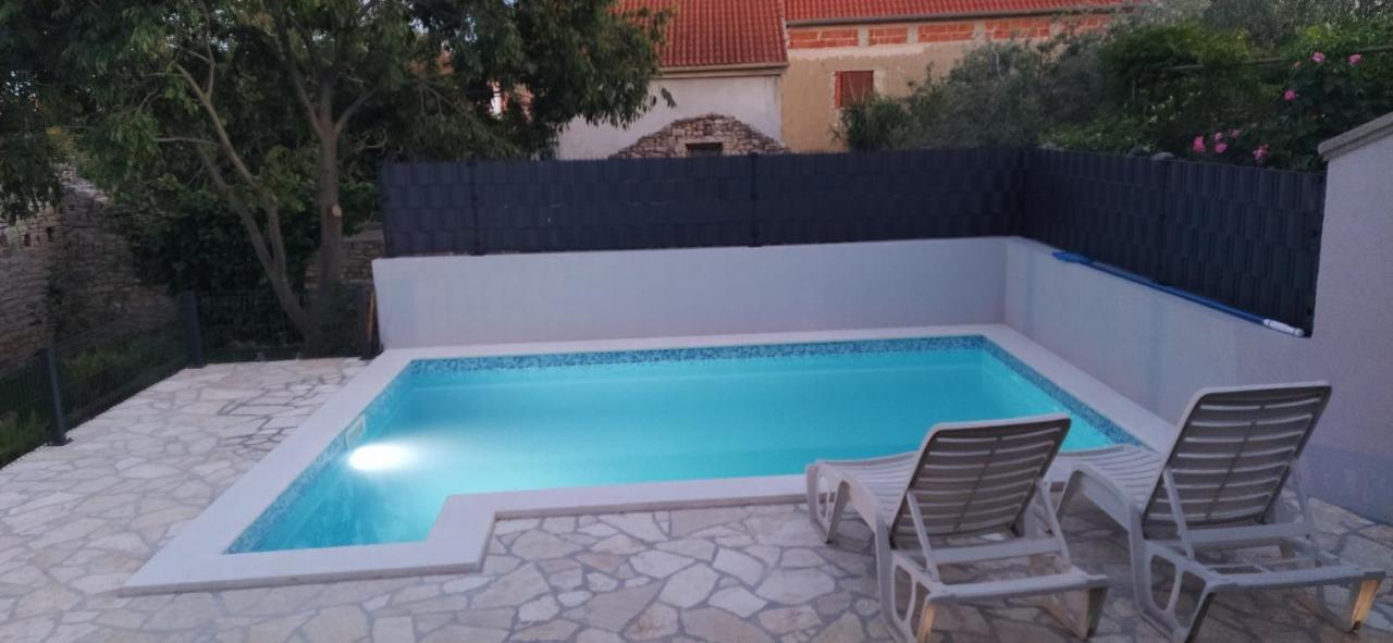 Villa Kamena Kuca Rutar à Pridraga Extérieur photo