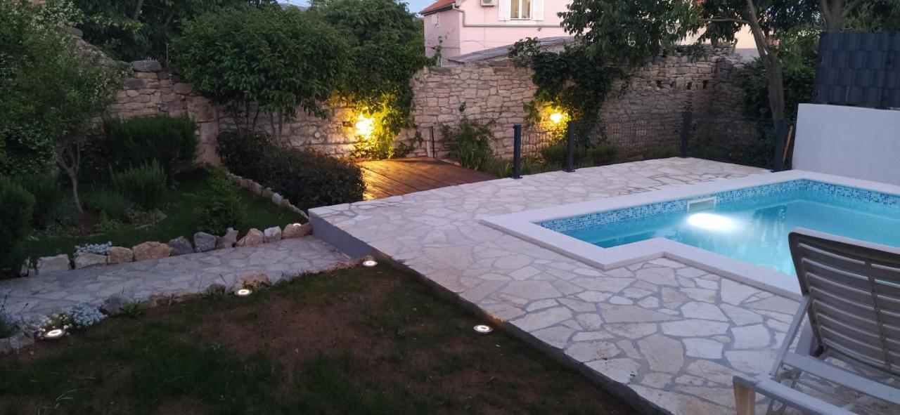 Villa Kamena Kuca Rutar à Pridraga Extérieur photo
